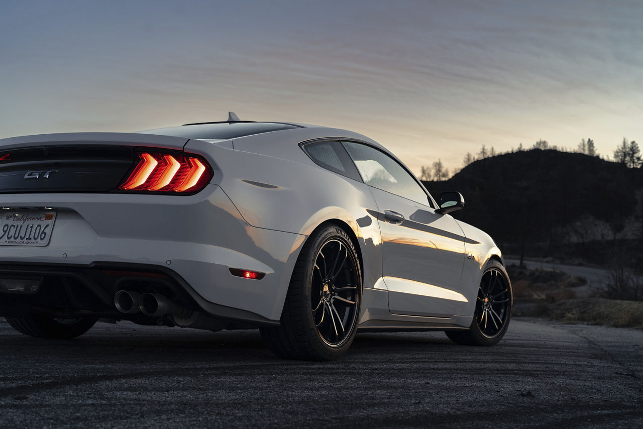 2020-ford-mustang-gt-american-racing-mach-five-black-american-racing